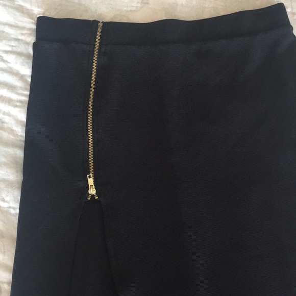 Pencil skirt - Picture 2 of 2